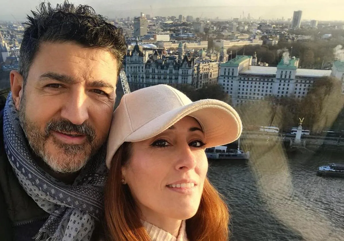 El locutor de radio Tony Aguilar y su mujer, Nelly Martínez, se casaron hace más de una década