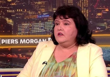 Fiona Harvey, la mujer en la que se inspira 'Mi reno de peluche', demanda a Netflix por 170 millones de dólares