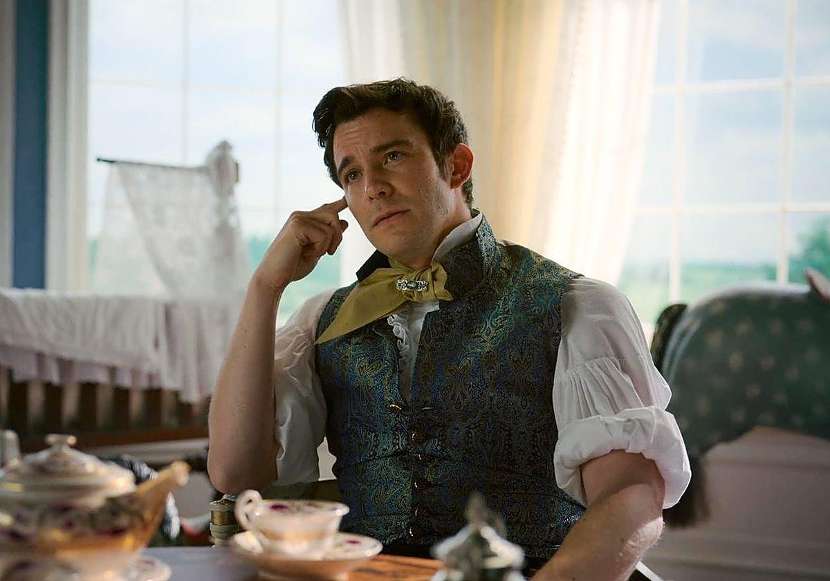 Luke Thompson interpreta a Benedict Bridgerton en 'Los Bridgerton'