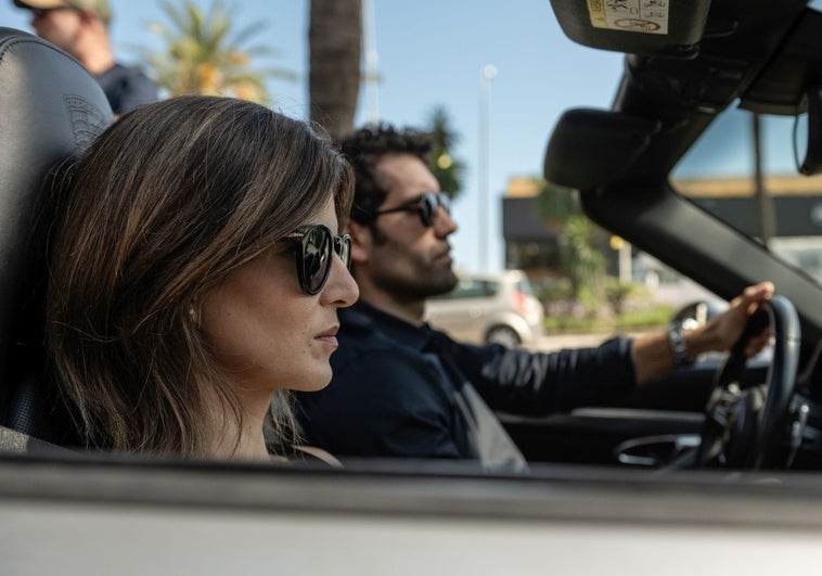 Clara Lago: «Es imposible que no te vuelvas imbécil si todo tu alrededor te halaga»>