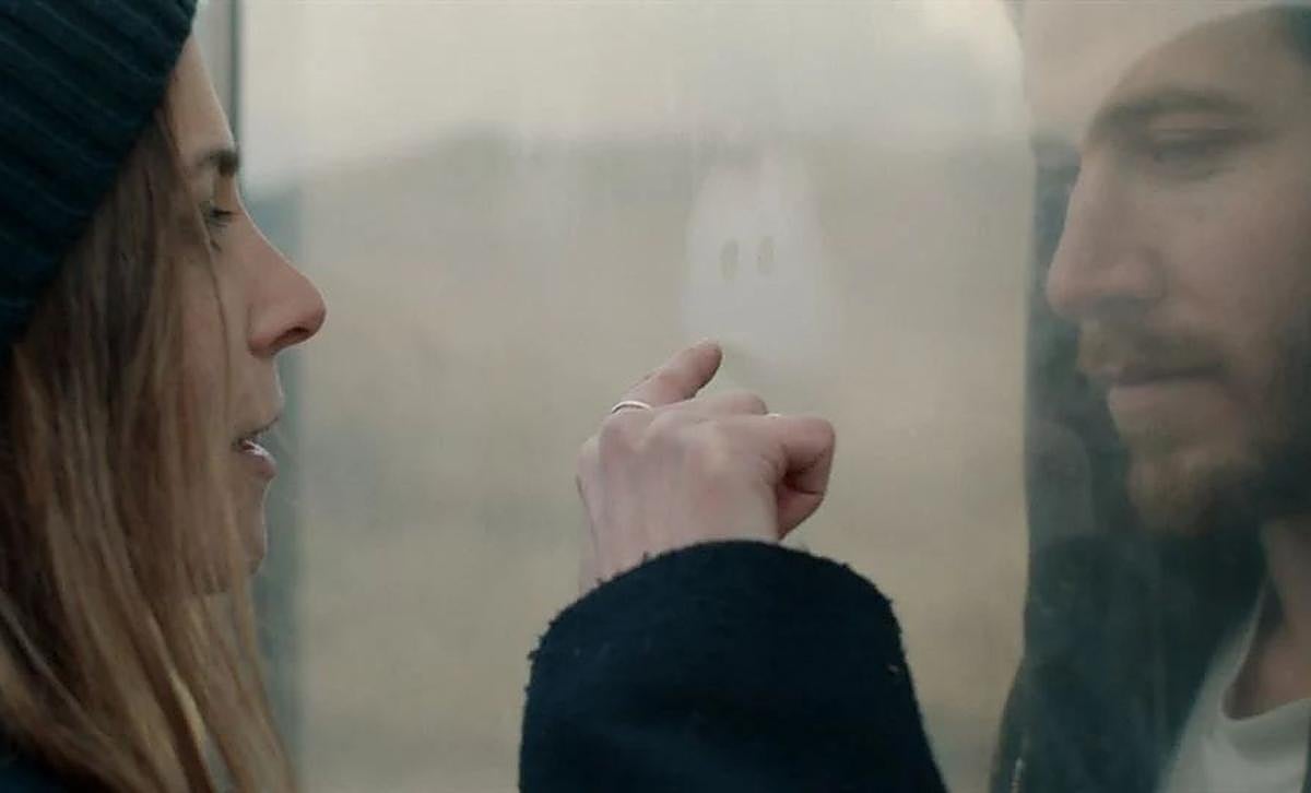 Crítica de &#039;Nuestro momento perfecto&#039; (**): Sentimental juego del escondite