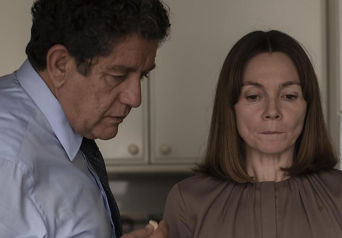 Tiene solo cuatro episodios y está arrasando en Movistar Plus+: considerada ya la mejor serie española de la historia