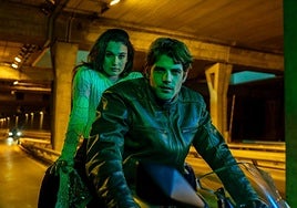 Chloé Wallace dirige 'Mala influencia', el fenómeno de Wattpad que ha seducido a la generación Z