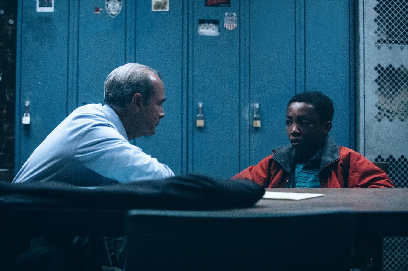 Si te gustó 'Adolescencia' tienes que ver esta miniserie de Netflix ...