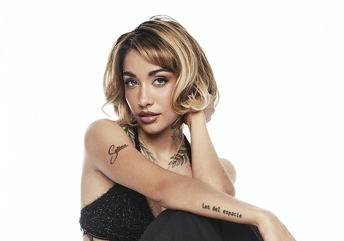 María Becerra actuará en los premios Platino