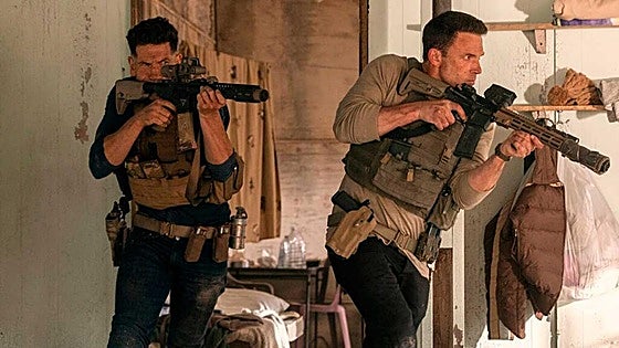 Crítica de 'El contable 2': Cuenta con los dedos, pero entretiene mucho