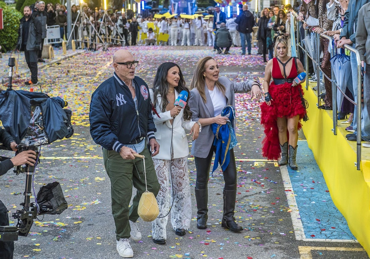 Desfile de 'La familia de la tele', en La 1