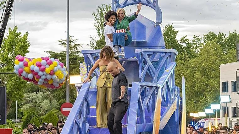 Belén Esteban y María Patiño en el desfile