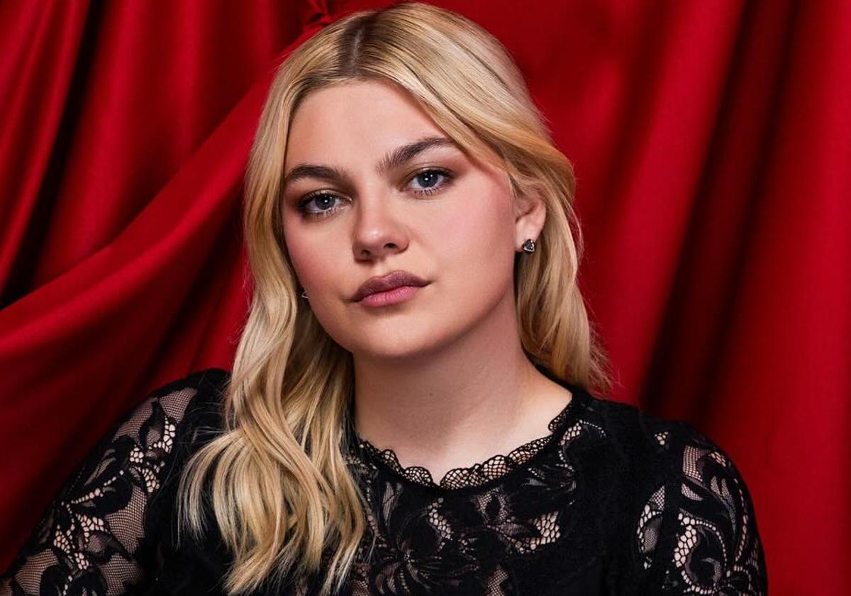 Quién es Louane Emera, representante de Francia en Eurovisión: su hija, su novio y una canción para su madre fallecida