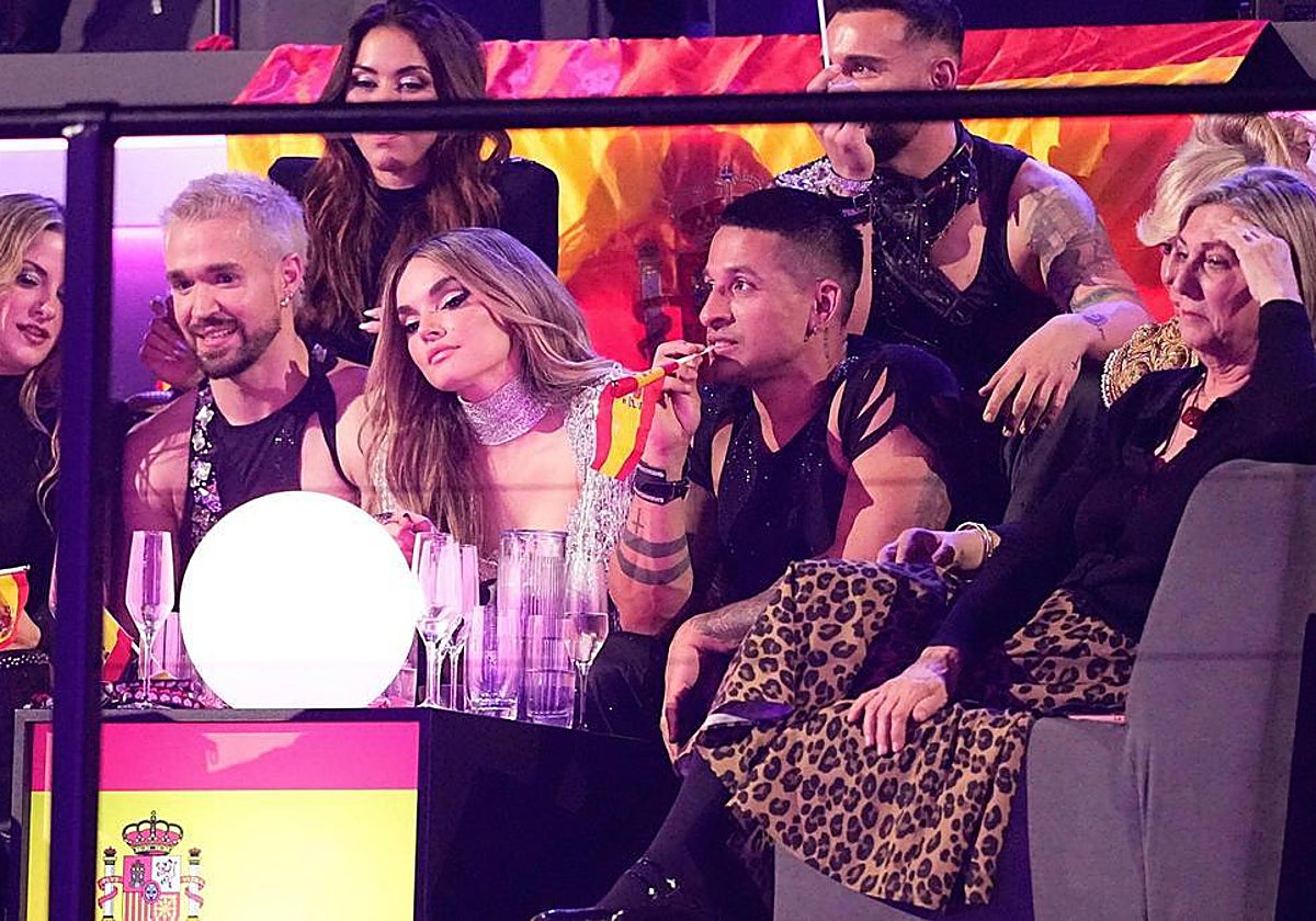 Las caras de decepción de la delegación española al conocerse el televoto para Melody
