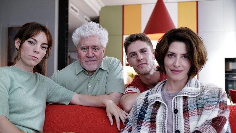 Pedro Almodóvar rueda en Madrid y Lanzarote su nueva película, 'Amarga Navidad'