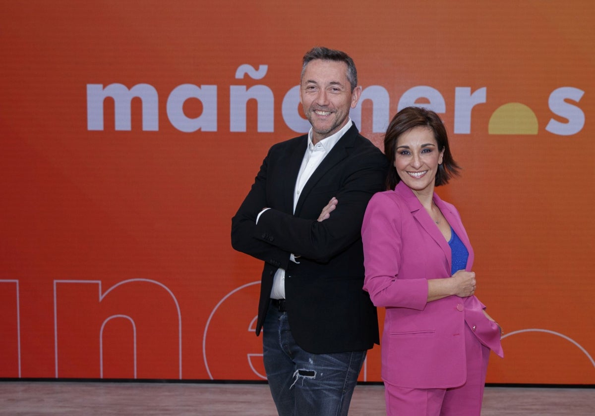 Javier Ruiz y Adela González en 'Mañaneros'