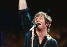 El primer tráiler del biopic sobre Bruce Springsteen abre el debate: ¿Jeremy Allen White se le parece?