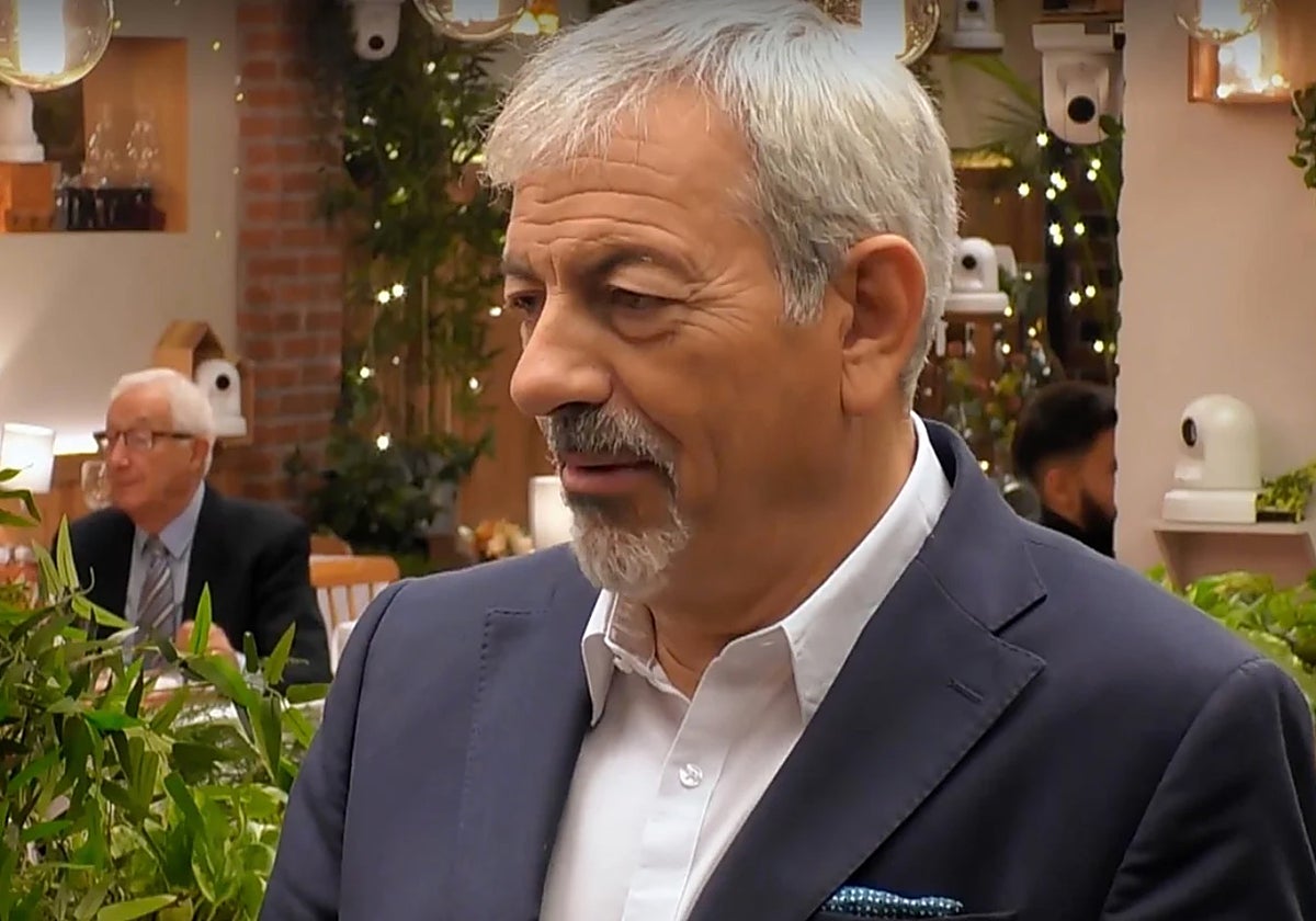 Carlos Sobera ha hablado de David Broncano y 'La Revuelta' en el podcast de 'El hombre de negro'.