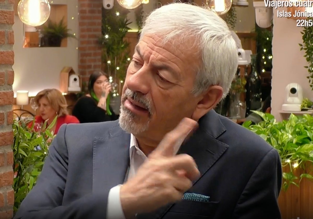 Carlos Sobera charlando con Milena