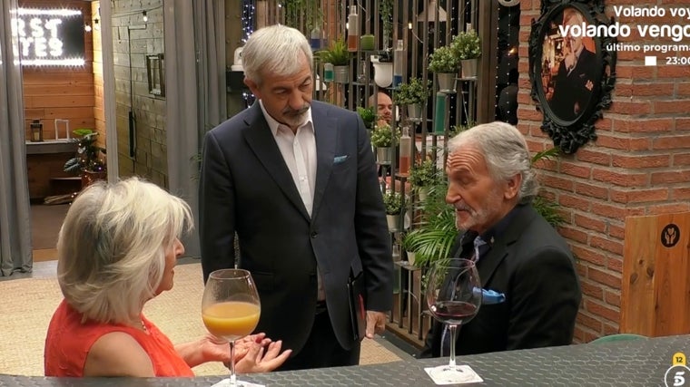 Carlos Sobera con Cati y Julio