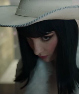 Imagen secundaria 2 - Nuevas imagenes de 'One Piece': Callum Kerr, Charithra Chandran y Lera Abova