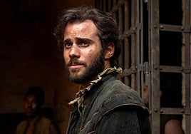 La vida personal de Julio Peña, Cervantes en 'El Cautivo' de Amenábar: su edad, su relación con Aitana y en qué películas y series ha participado