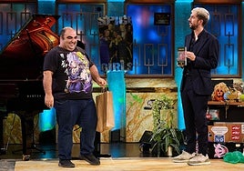 La promesa  de 'La Revuelta' a un invitado anónimo que se ha convertido en un increíble hito: «El escritor más vendido en España»