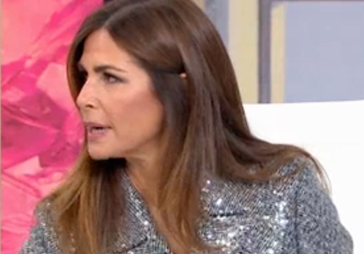 Nuria Roca, presentadora de 'La Roca', se ha confesado ante la audiencia sobre su «gasto» más «desorbitado»