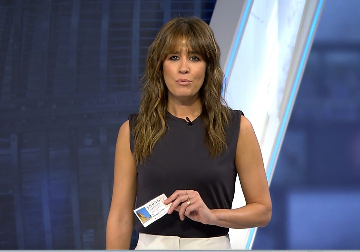 Isabel Jiménez, presentadora de Informativos Telecinco, se ha pronunciado sobre el Gordo de Navidad.