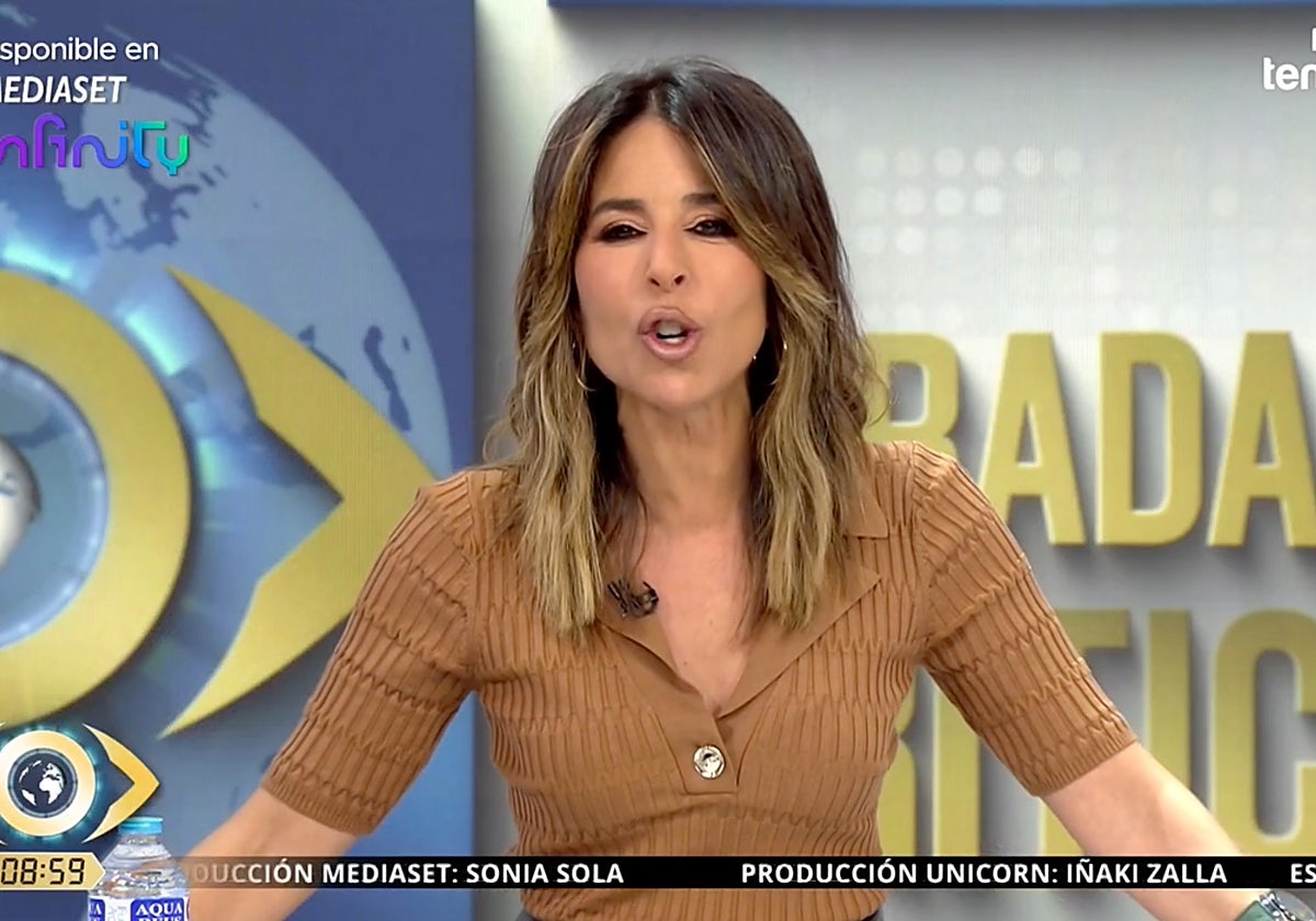 Ana Terradillos, presentadora de 'La mirada crítica', se ha pronunciado sobre la decisión tomada por Mediaset para las Campanadas de este año.