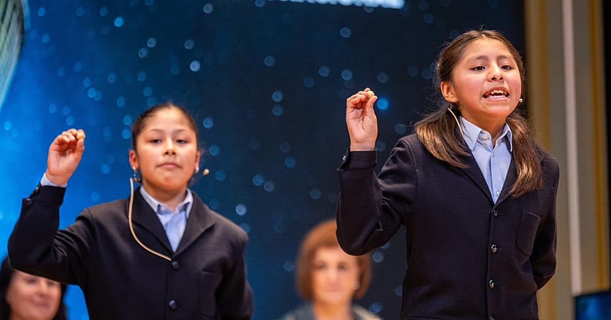 A qué hora empieza el sorteo del Gordo de la Lotería de Navidad 2025 y dónde  ver gratis en televisión y online hoy