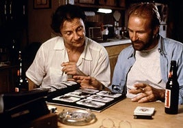 De 'Smoke' a 'Holdovers': guía para ver películas navideñas diferentes (y no morir en el intento)