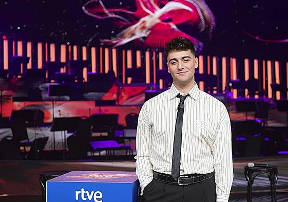 Juanjo Bona, presentador de 'Aria, locos por la ópera'
