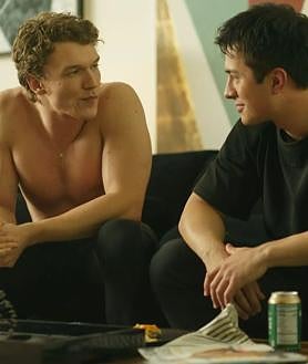 Imagen secundaria 2 - Hudson Williams y Connor Storrie protagonizan 'Más que rivales'