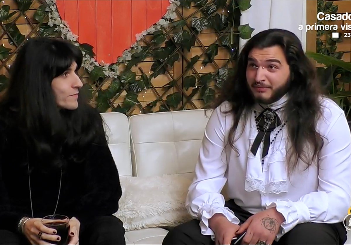 Iván y Lázaro esperando a Natalia