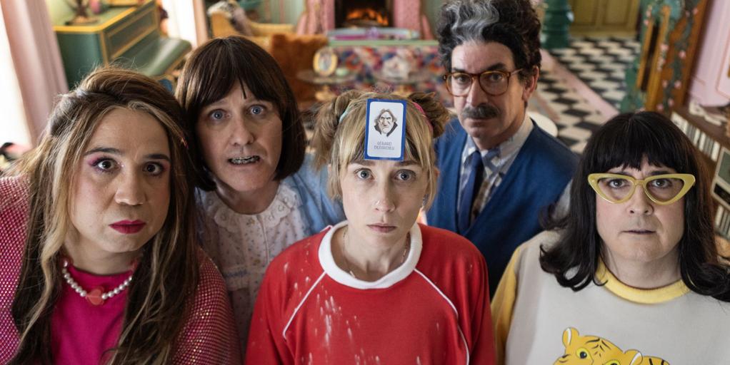 Dentro de la máquina del tiempo de 'Rafaela y su loco mundo', la comedia surrealista de unos humoristas chanantes travestidos