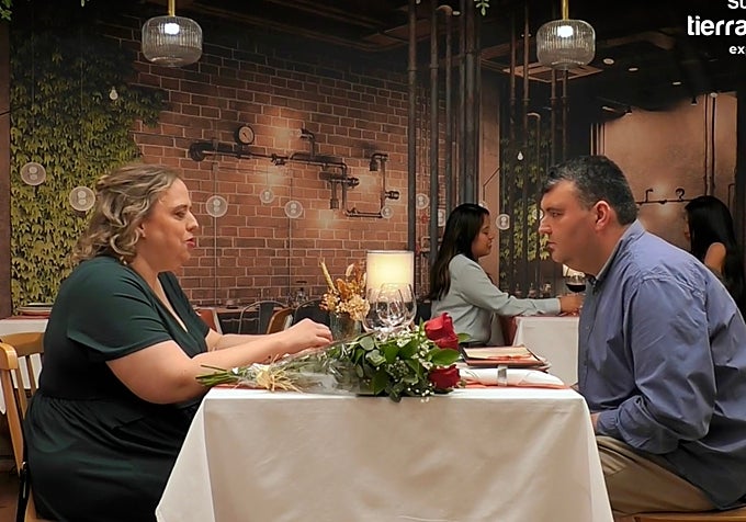 Un soltero deja a Carlos Sobera alucinado con su increíble habilidad: «Estoy muy impresionado»