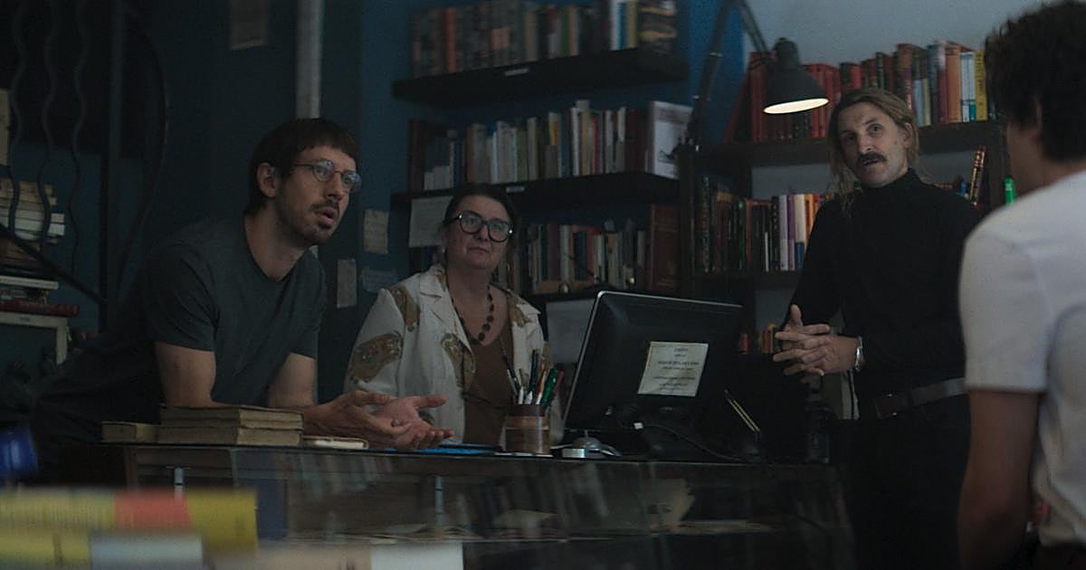 'Casi todo bien': la crisis de los cuarenta cabalga sobre la crisis del mundo editorial