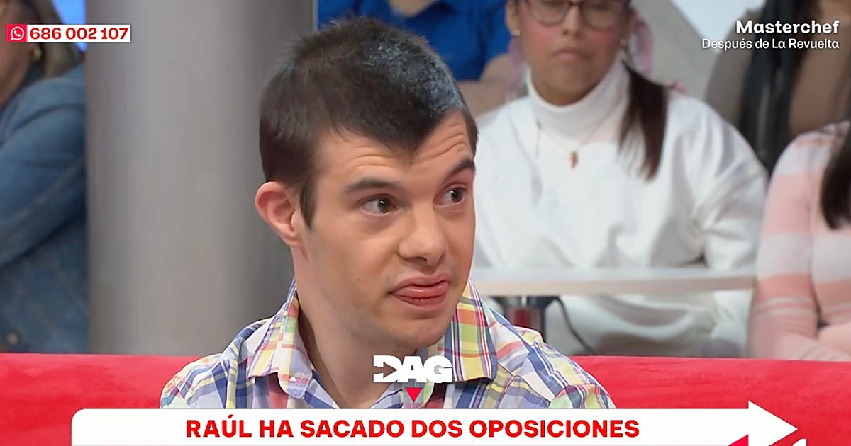 Raúl, un joven con discapacidad que ha aprobado dos oposiciones: «Solo así tengo trabajo»