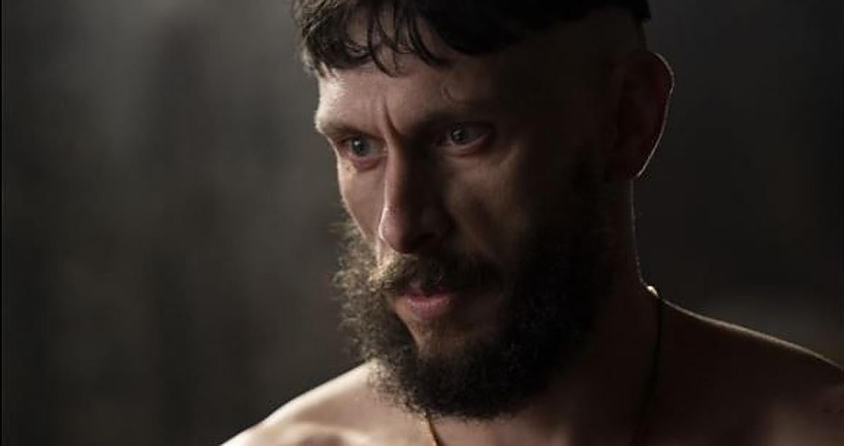 'Half Man', la brutal obsesión del creador de 'Mi reno de peluche'