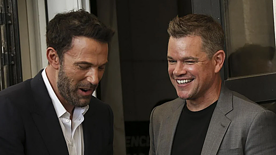 Demandan a Matt Damon y Ben Affleck, los dos policías en que se inspira 'El Botín': «Nos retratan como corruptos»