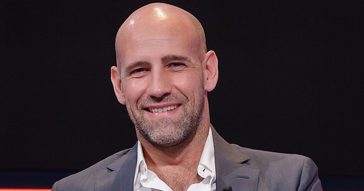TVE ya prepara el futuro de Gonzalo Miró con un nuevo programa en solitario