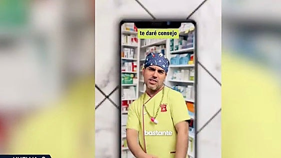 Lolo, el farmacéutico onubense con vídeos que superan las 200.000 visualizaciones