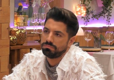 Busca un «sugar daddy» y acaba escandalizado por la confesión sexual de su cita: «¡Qué guarrería!»