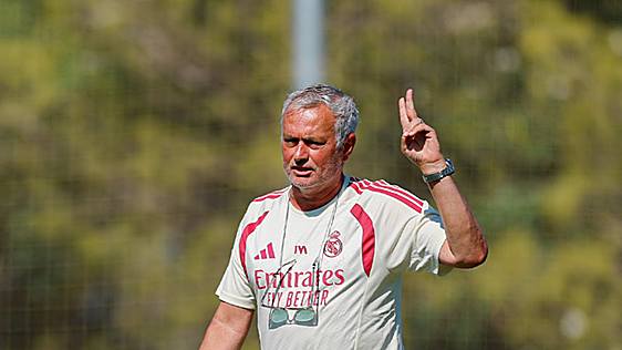 Llega a Netflix el documental sobre Mourinho: tiene tres episodios, es de los creadores de 'Beckham' y participa Iker Casillas