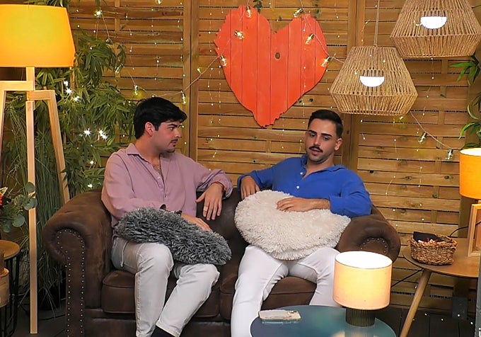 Vicent y Marco en el reservado de 'First Dates'