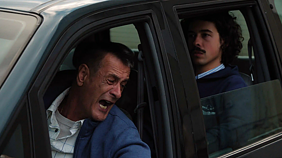 'Lionel', la película «vulgar» sobre una familia rota