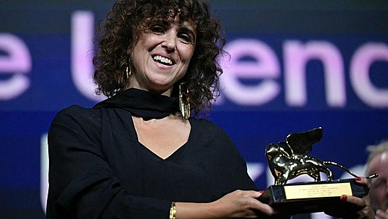 El Festival de Venecia premia a la danesa 'Woman Unknown' con el León de Oro y España se va de vacío