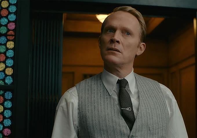 Paul Bettany vuelve como Visión.