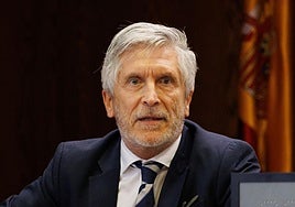 Iker Jiménez pone en su sitio a Marlaska ante la violencia de las manifestaciones en España: «El ministro de Interior debe decir que esto no puede ocurrir»
