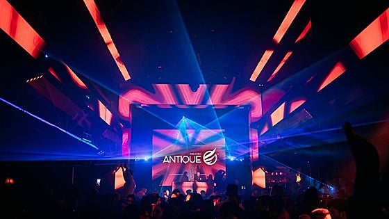 Discoteca Antique Sevilla: fotos, reservas, entradas y programación