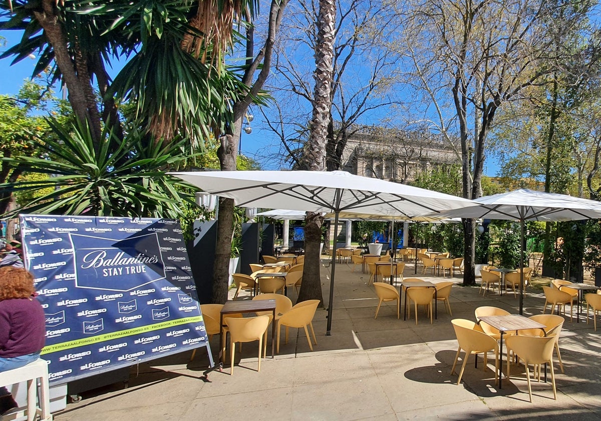 La Terraza Alfonso Sevilla es un lugar muy frecuentado principalmente en verano