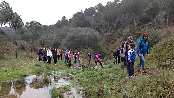 10 rutas de baja dificultad para toda la familia con las que recorrer diferentes municipios de la provincia de Sevilla