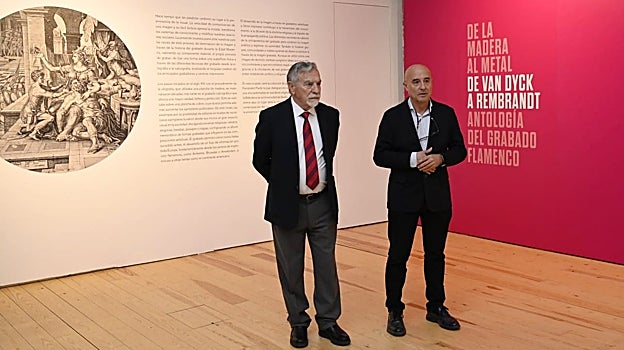 Francisco Fernández Pardo y Luis Martínez Montiel en la inauguración de la muestra